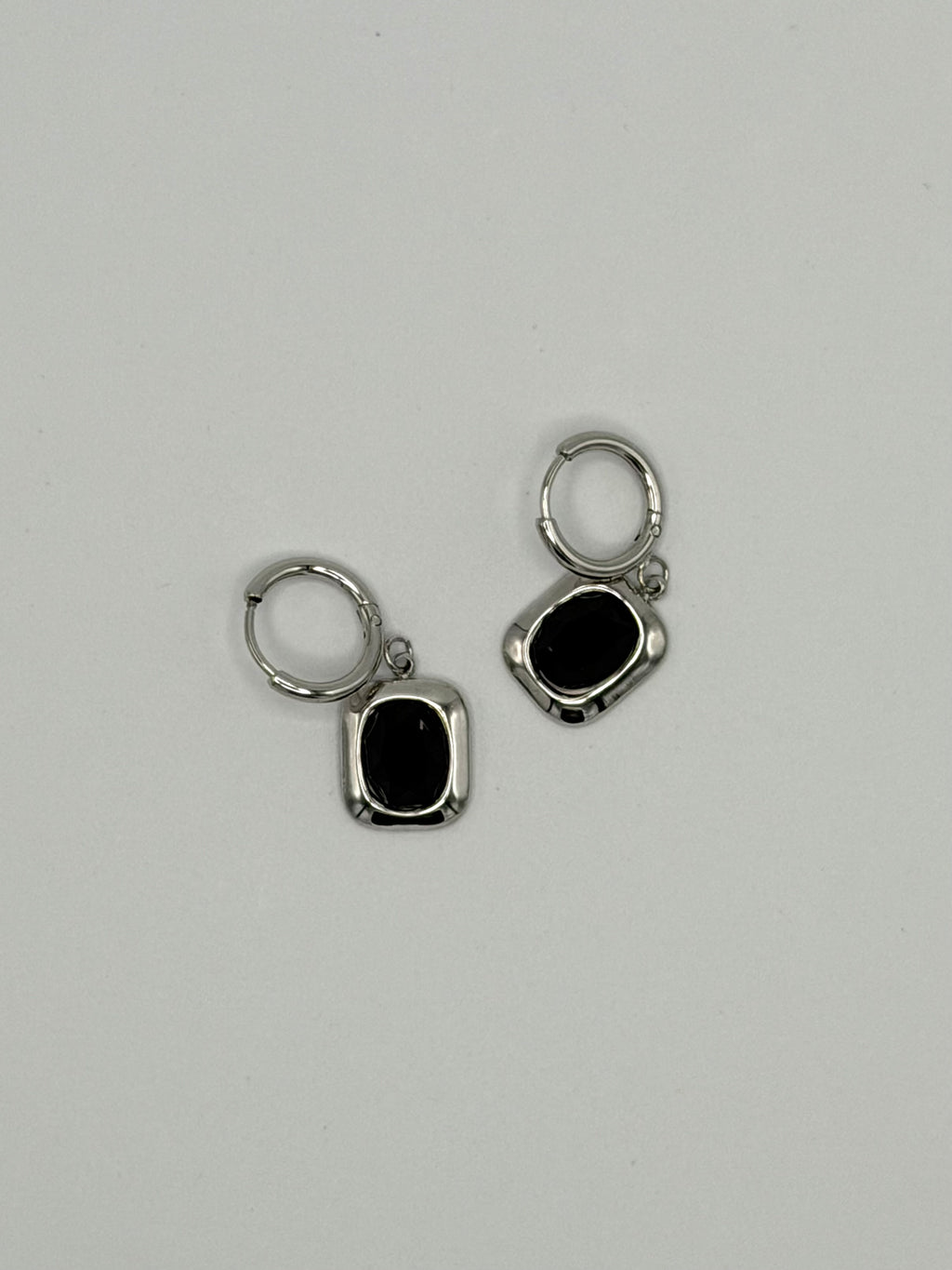 Luna Mini Hoops