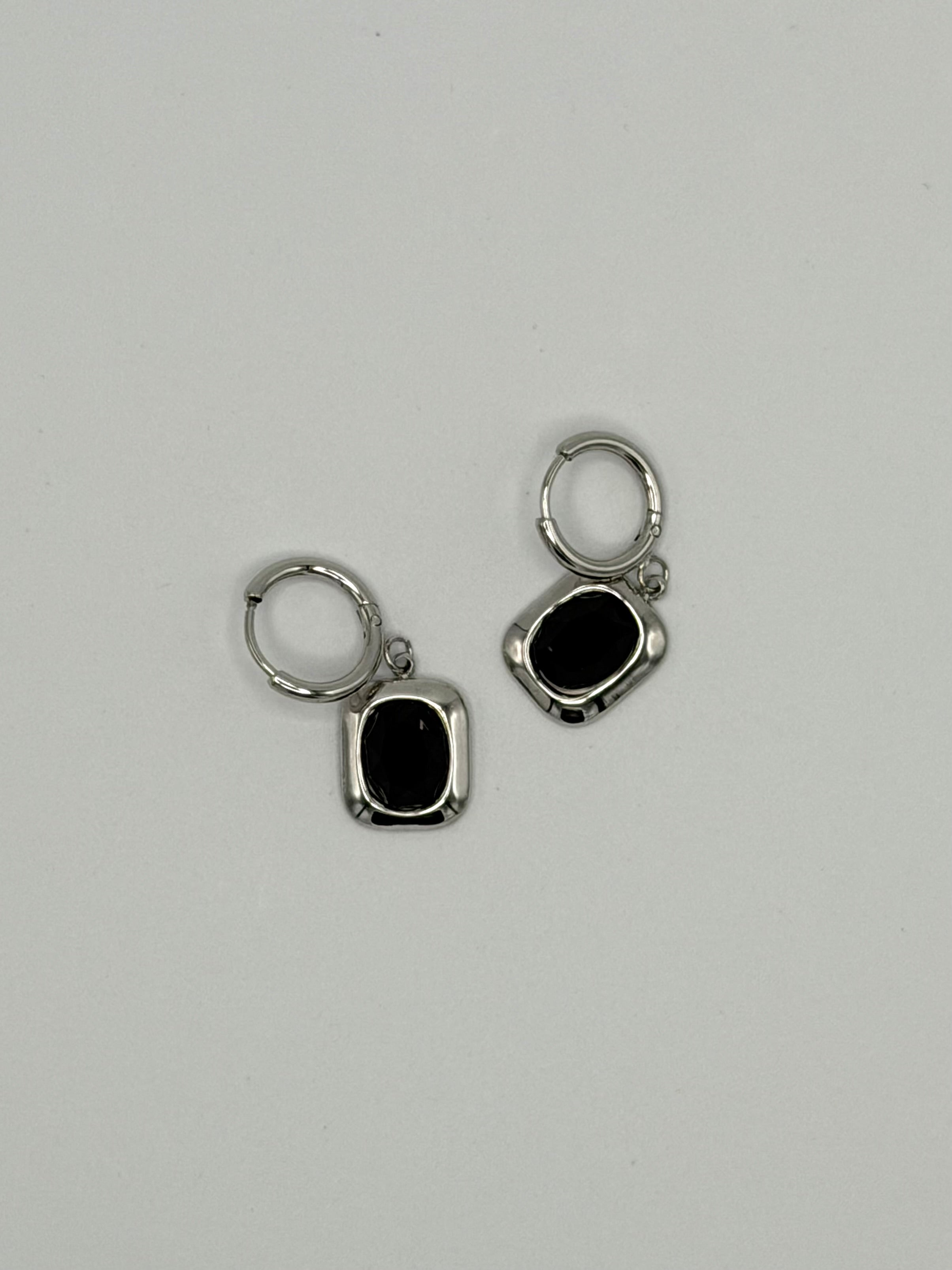 Luna Mini Hoops