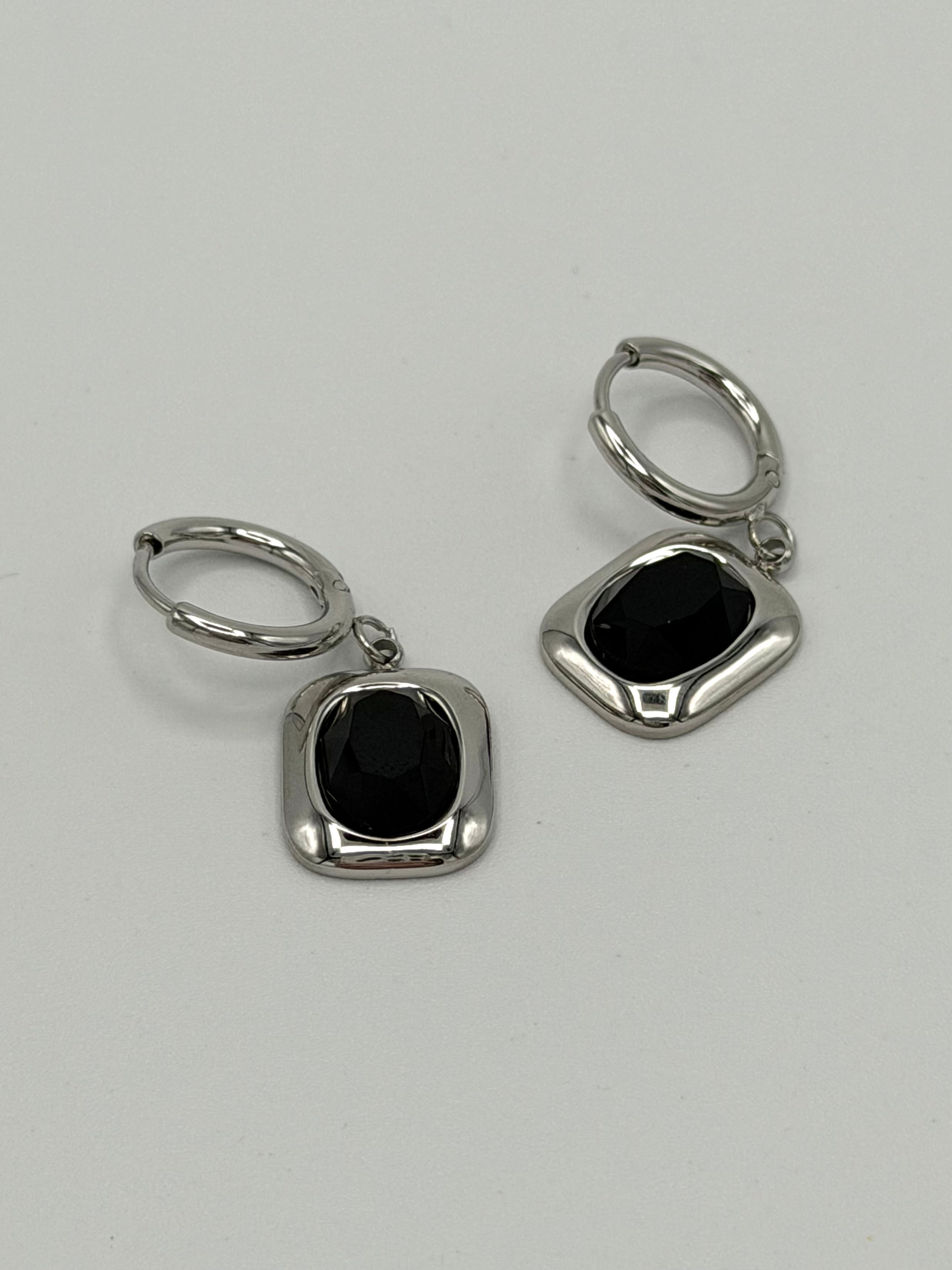 Luna Mini Hoops